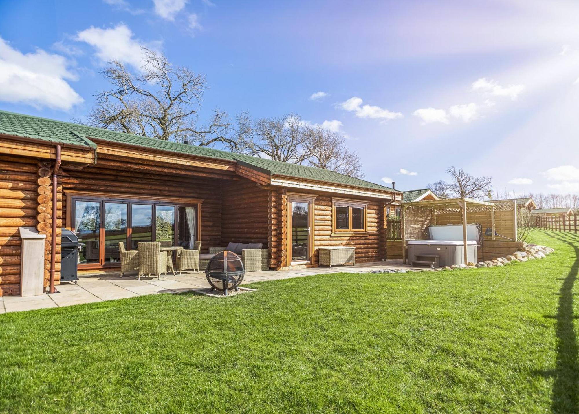 Sun Hill Lodges Constable Burton الغرفة الصورة